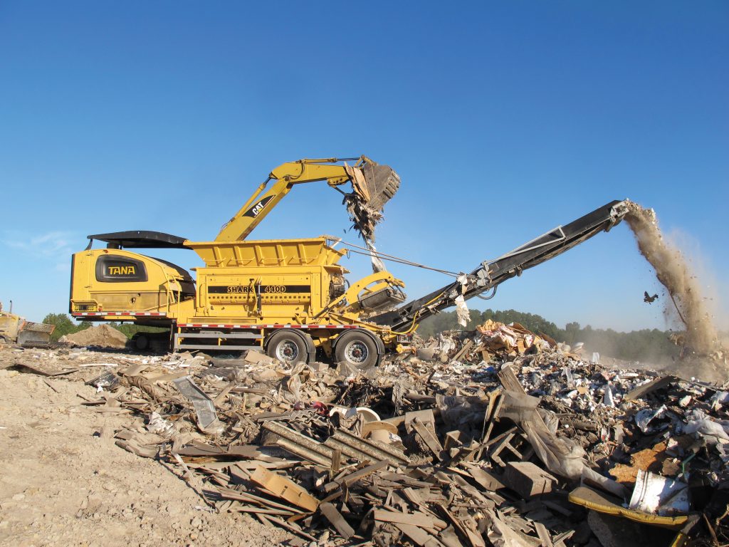 440DT TANA LOW SPEED SHREDDER